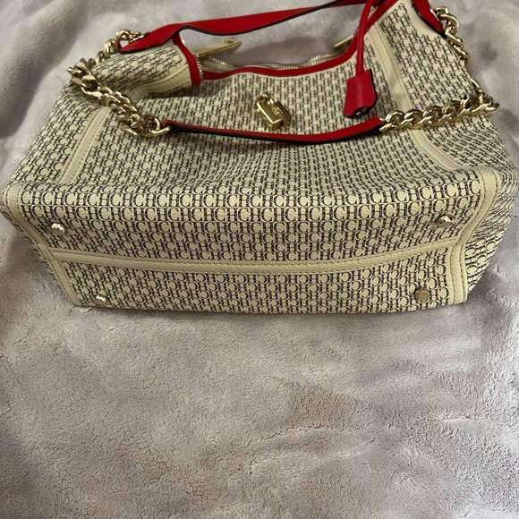 Carolina Herrera - Picture 4 of 6